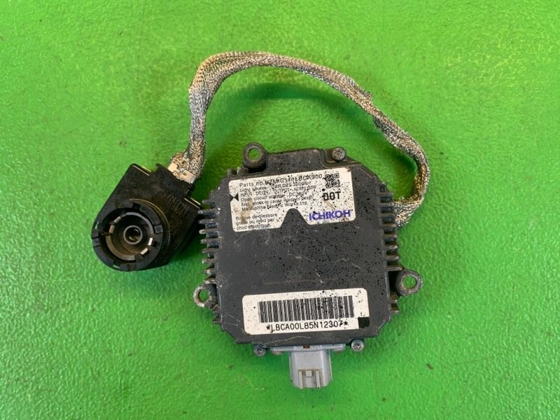 Блок ксенона SUBARU IMPREZA 2010 GH8 EJ20 84965SA010 контрактная