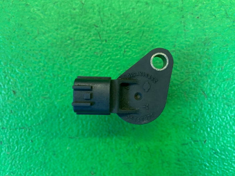 Датчик положения распредвала NISSAN ELGRAND E50 VQ35DE Датчик положения распредвала NISSAN ELGRAND E50 VQ35DE