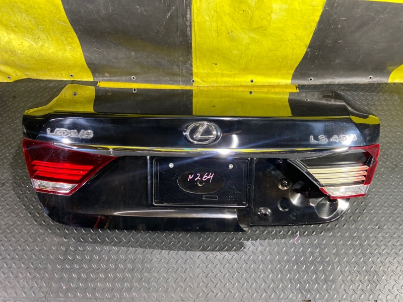 Крышка багажника задняя LEXUS LS460 2017 USF46 1UR-FSE 64401-50340 контрактная