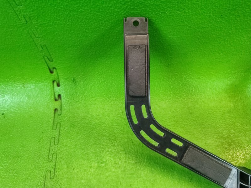 Крепление бампера заднее правое STEPWGN 2017 RP3 L15B