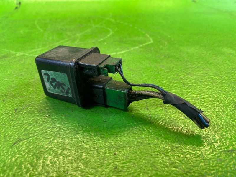 Реле стартера ISUZU BIGHORN 1996 UBS69 4JG2 8-94153-848-0 контрактная