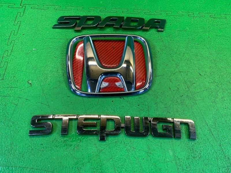 Эмблема STEPWGN 2011 RK6 R20A