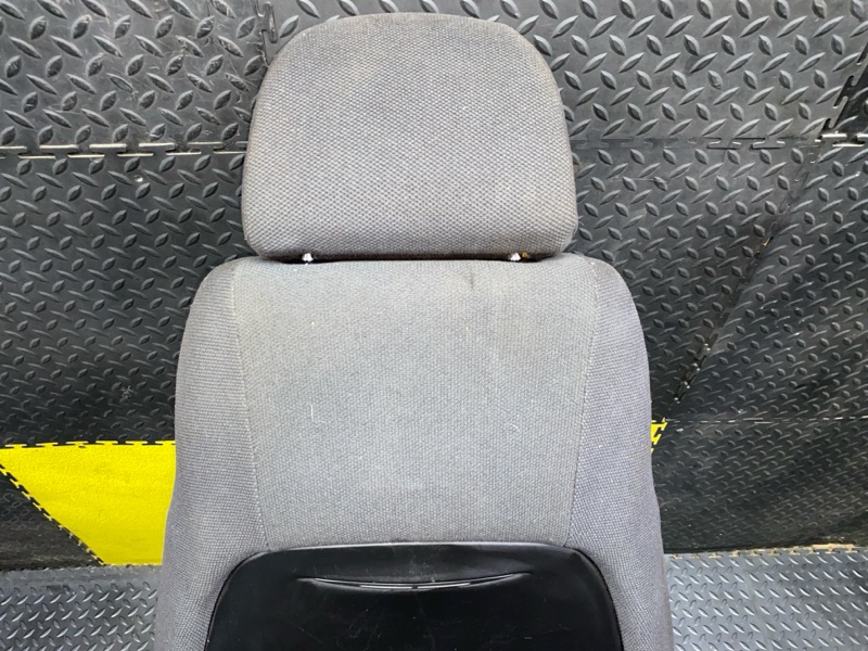 Сиденья комплект VEHICROSS 1997 UGS25 6VD1