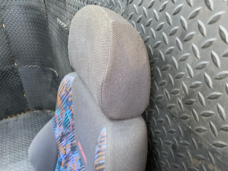 Сиденья комплект VEHICROSS 1997 UGS25 6VD1