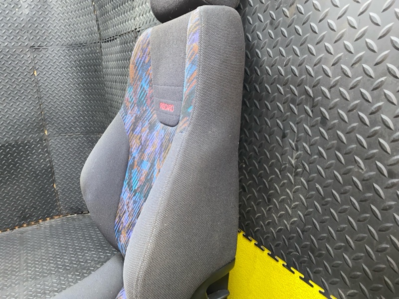 Сиденья комплект VEHICROSS 1997 UGS25 6VD1