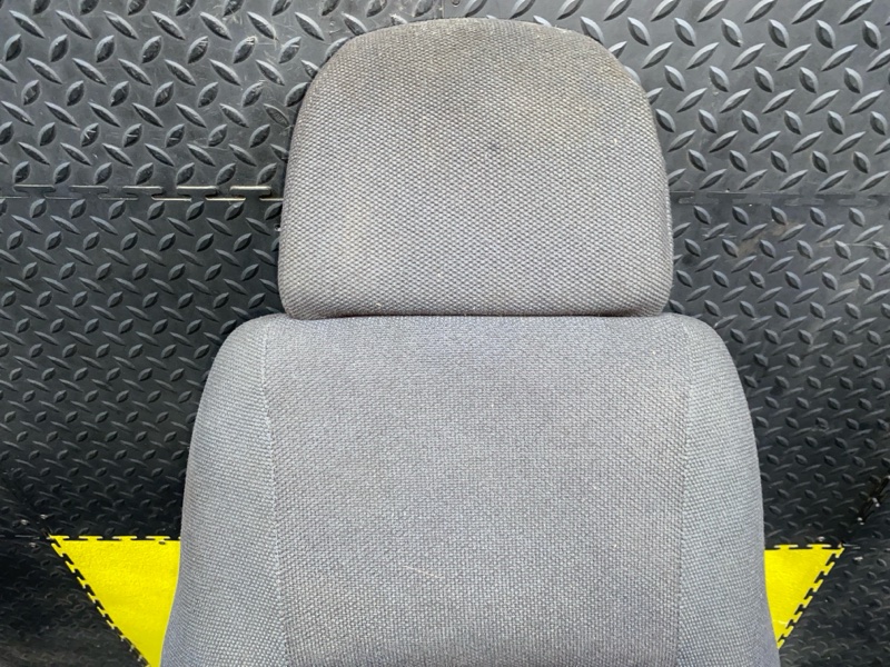 Сиденья комплект VEHICROSS 1997 UGS25 6VD1