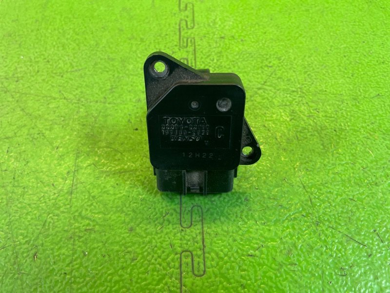 Датчик подачи воздуха TOYOTA FUNCARGO 2003 NCP25 1NZ-FE 22204-22010 контрактная