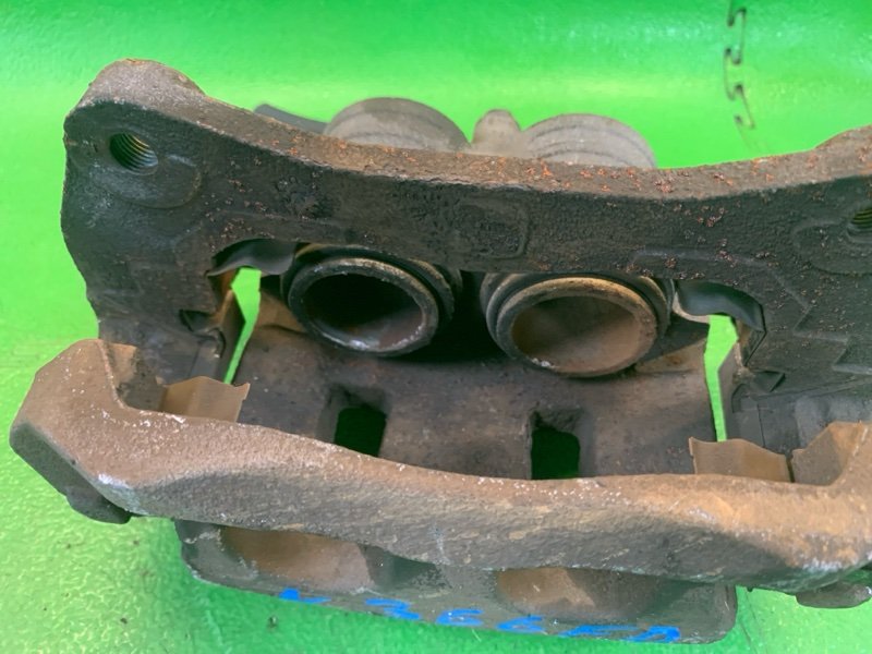 Суппорт правый передний для SUBARU LEVORG VM4 FB16, 26292AL000, 26292AL000 9 ракурс Суппорт правый передний для SUBARU LEVORG VM4 FB16, 26292AL000, 26292AL000 9 ракурс