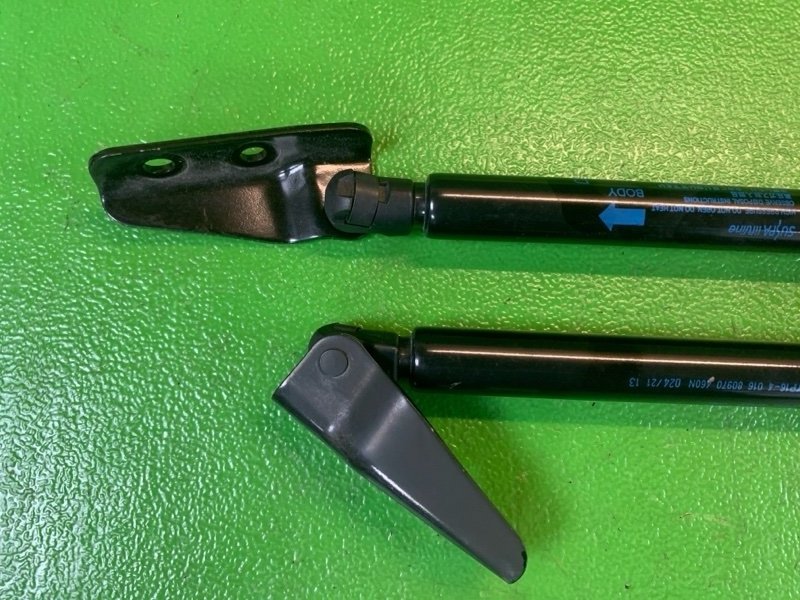 Амортизатор задней двери задний SOLIO 2021 MA27S K12C