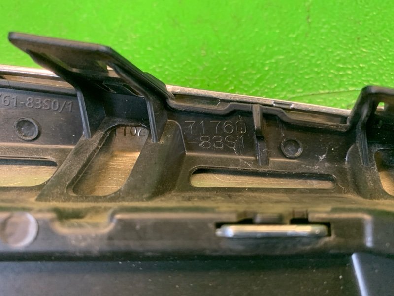 Рамка под туманки передняя левая SOLIO 2021 MA27S K12C