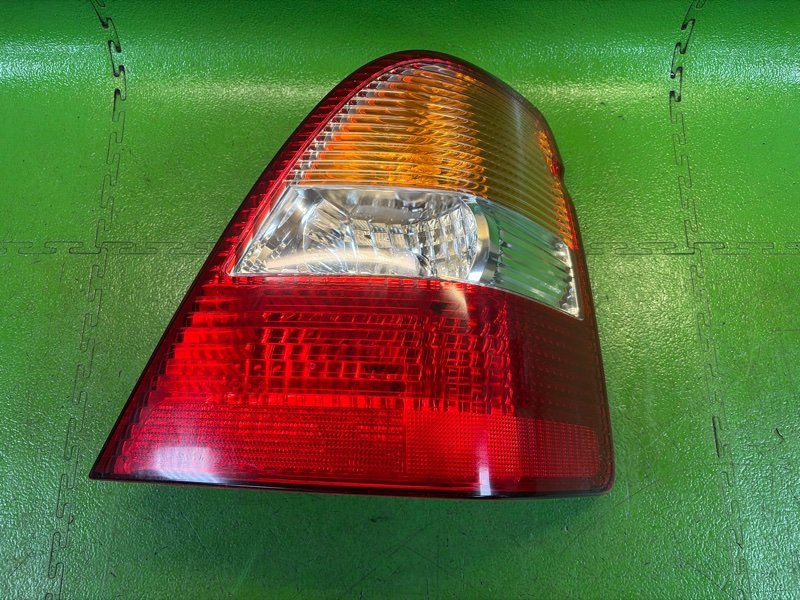 Запчасть стоп сигнал правый HONDA ODYSSEY 2001 RA7 F23A контрактная Стоп сигнал правый HONDA ODYSSEY 2001 RA7 F23A контрактная