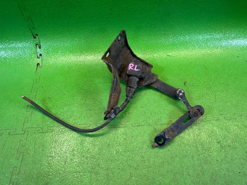 Датчик уровня кузова задний левый TOYOTA CROWN MAJESTA 2009 UZS207 3UZ-FE 89408-30130 контрактная