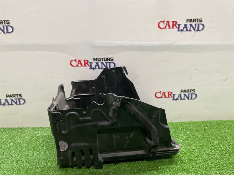 Подставка под аккумулятор LAND ROVER Freelander 2/LR2 224DT Подставка под аккумулятор LAND ROVER Freelander 2/LR2 224DT