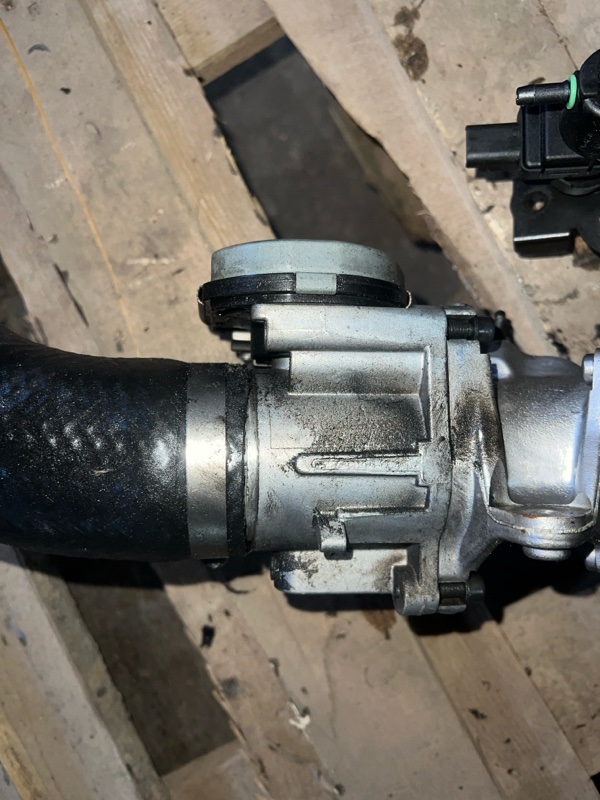 Дроссельная заслонка C-Crosser 2012 EP 4HN