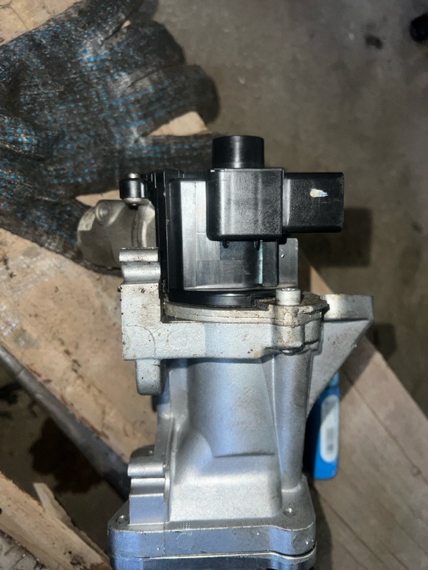 Клапан выпускной C-Crosser 2012 EP 4HN