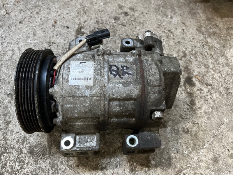 Компрессор кондиционера Nissan TEANA 2012 J32 QR25DE 92600-ET82A контрактная