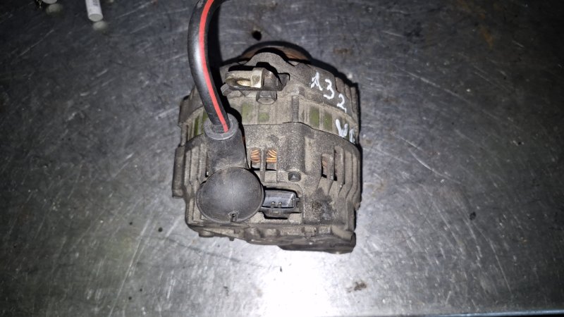 Генератор Nissan CEFIRO 1999 A32 VQ20DE 21100-31U00 контрактная