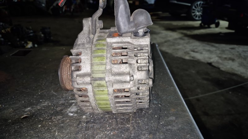 Генератор Nissan CEFIRO A32 VQ20DE
