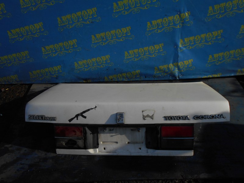 Крышка багажника Toyota Corona ST170