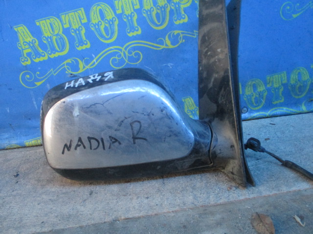 Зеркало Toyota Nadia SXN10 переднее правое