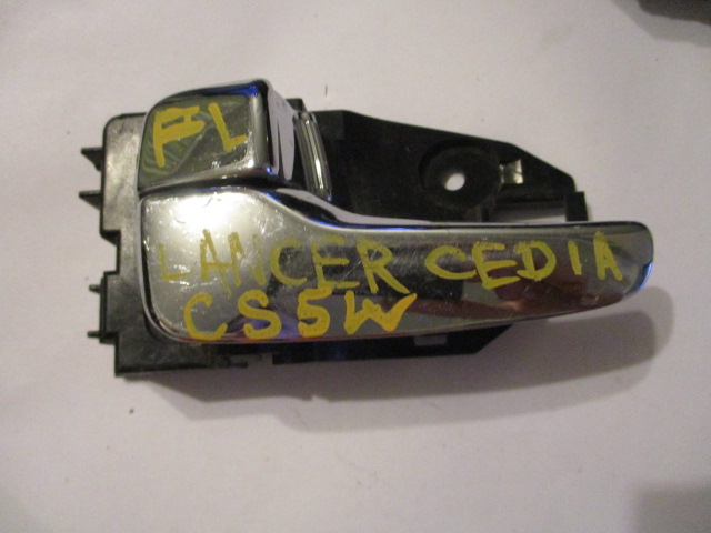 Ручка двери внутренняя Mitsubishi Lancer Cedia CS5W передняя левая