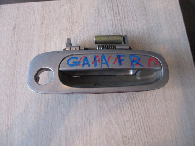 Ручка двери внешняя Toyota Gaia SXM10 передняя правая