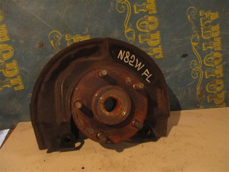 Ступица Mitsubishi Chariot N82W передняя левая