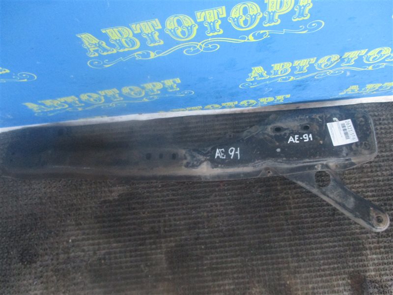 Балка продольная Toyota Corolla AE91 5A передняя
