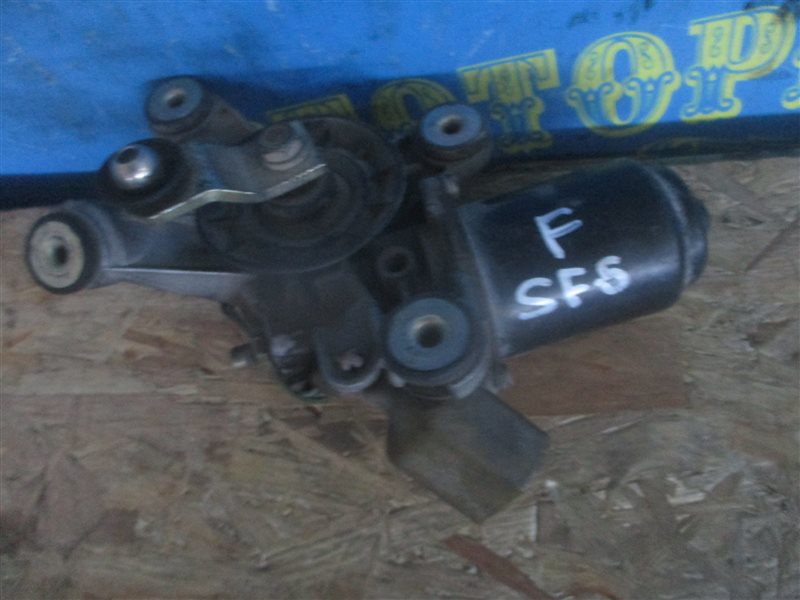 Мотор дворников Subaru Forester SF5 передний