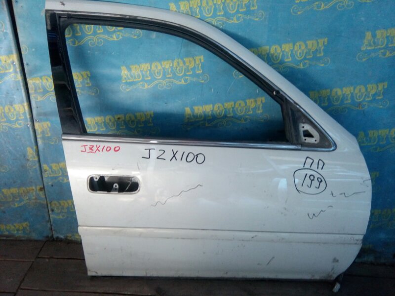 Дверь Toyota Cresta JZX100 передняя правая