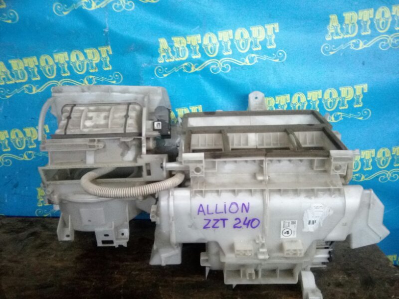 Корпус печки Toyota Allion ZZT240 1ZZ