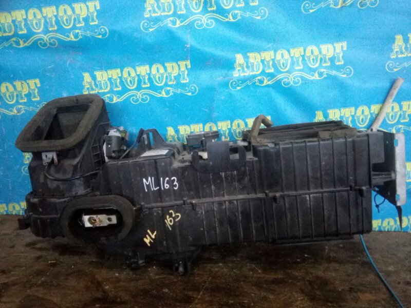 Корпус печки Mercedes Ml-Class W163 113