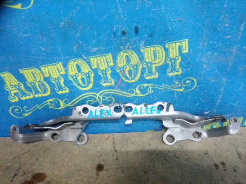 Петля капота Toyota Allex NZE121