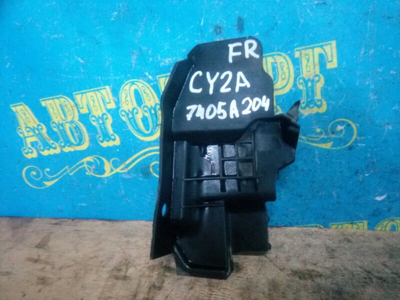 Уголок жабо Mitsubishi Lancer X CY2A 4A91 2010 передний правый