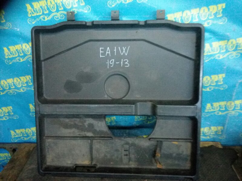 Ящик под инструменты Mitsubishi Legnum EA1W 4G93 1998