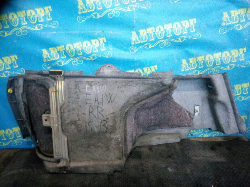 Обшивка багажника Mitsubishi Legnum EA1W 4G93 1998 задняя правая