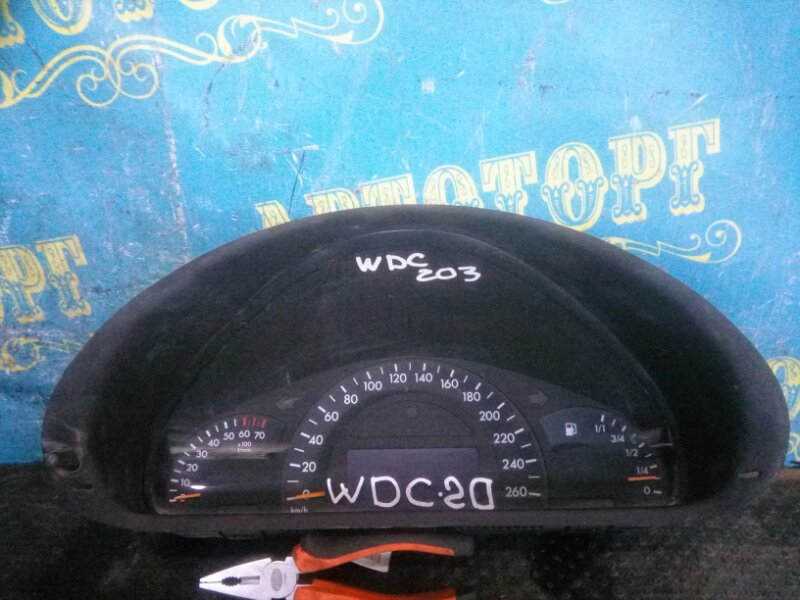 Щиток приборов Mercedes C-Class W203 111