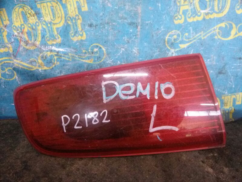 Вставка в багажник Mazda Demio DY3W ZJ задняя левая