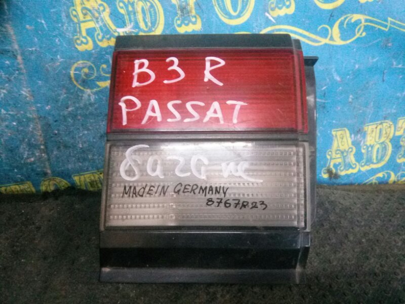 Вставка в багажник Volkswagen Passat B3 задняя правая