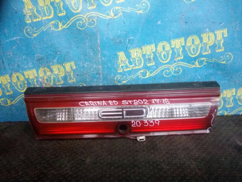 Вставка в багажник Toyota Carina Ed ST202 3S 1994 задняя