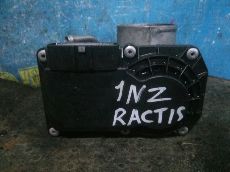 Дроссельная заслонка Toyota Ractis NCP100 1NZ