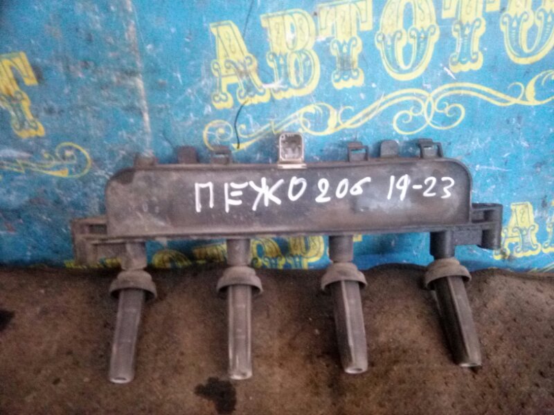 Катушка зажигания Peugeot 206 2AC TU3A 2006