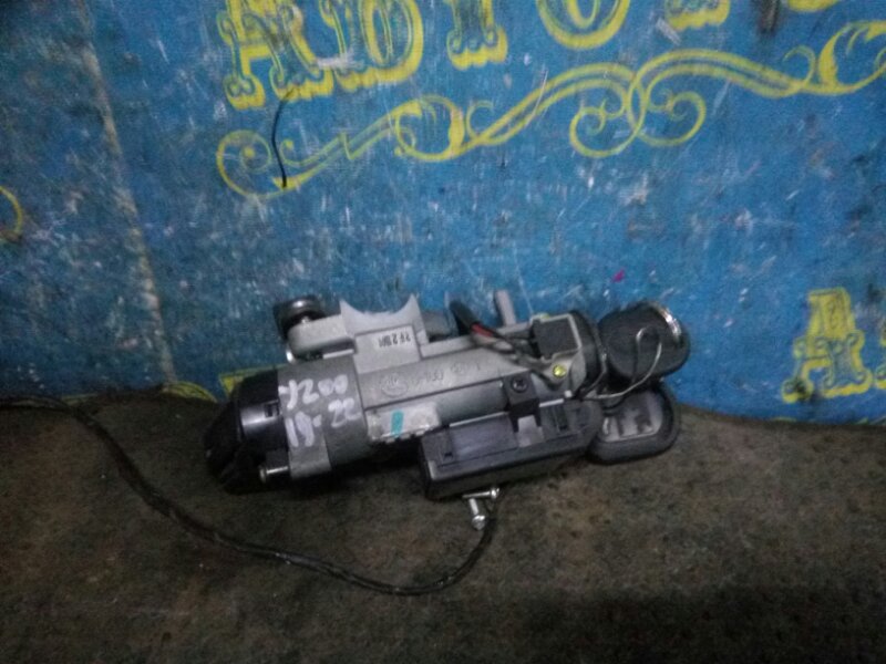 Замок зажигания Chevrolet Lacetti J200 F16D3 2012