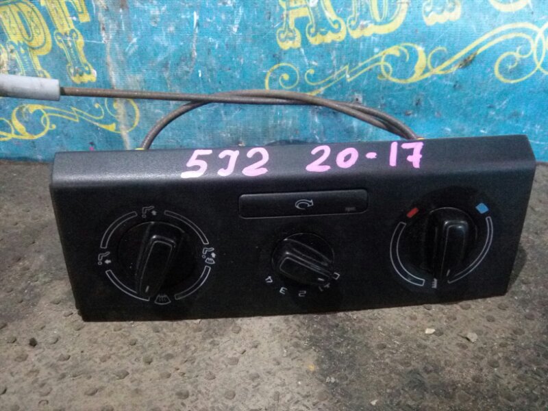 Блок управления климат-контролем Skoda Fabia 5J2 CGGB 2012