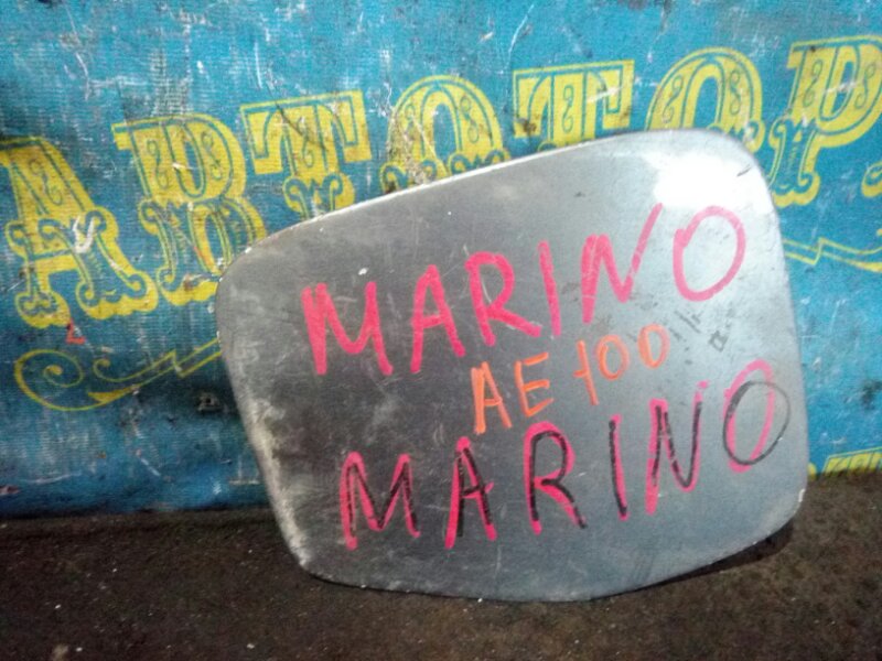 Лючок бензобака Toyota Marino AE100