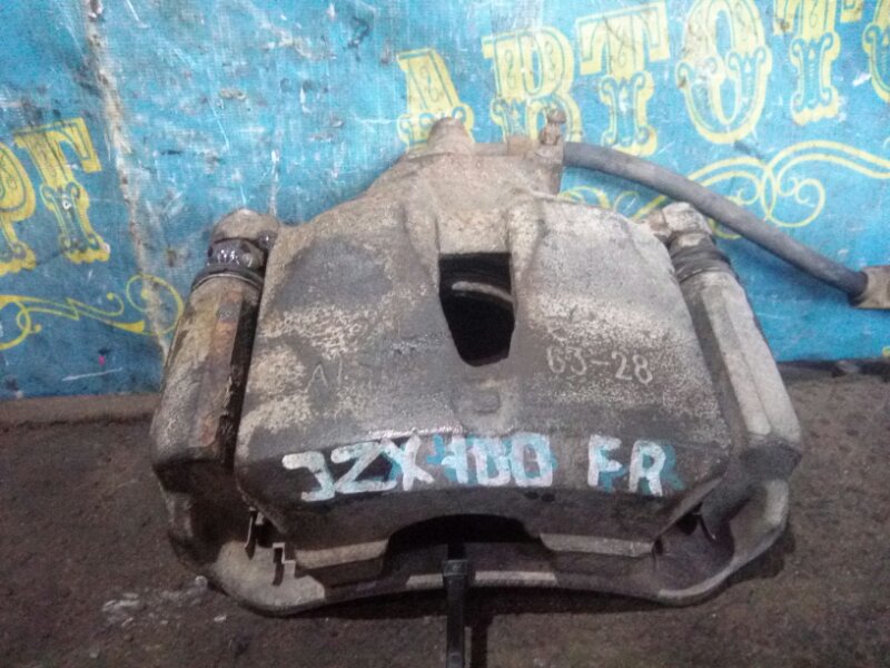 Суппорт Toyota Cresta JZX100 передний правый