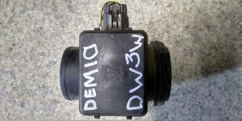 Датчик расхода воздуха Mazda Demio DW3W B3