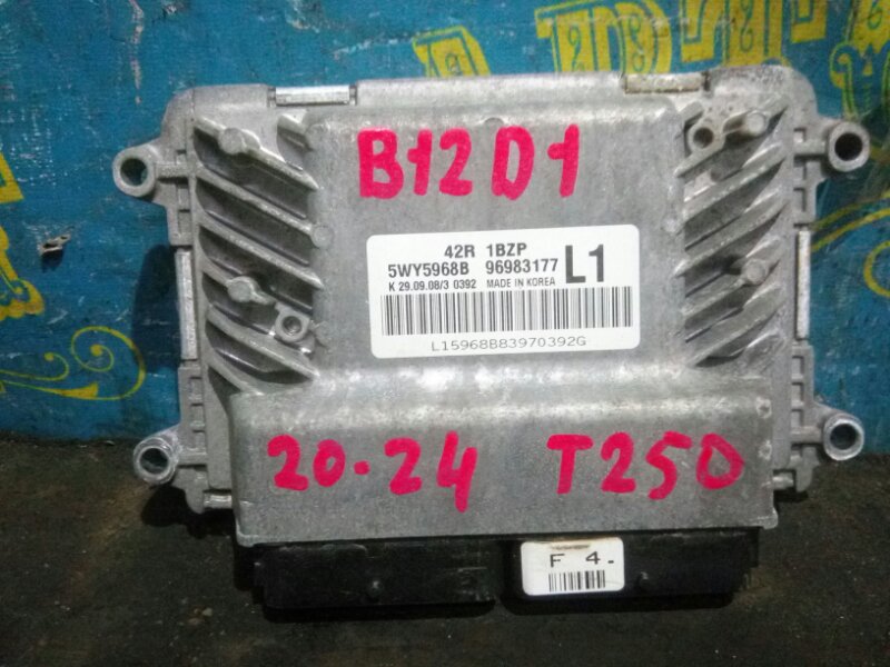 Блок управления двс Chevrolet Aveo T250 B12D1 2009
