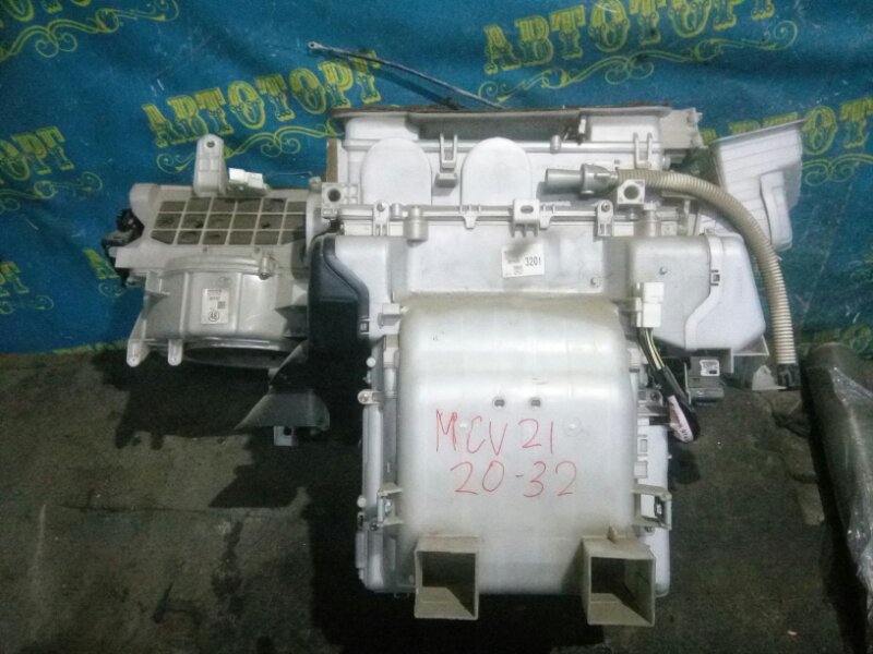 Корпус печки Toyota Windom MCV21 2MZ 2001