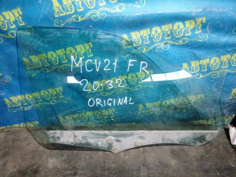 Стекло двери Toyota Windom MCV21 2MZ 2001 переднее правое